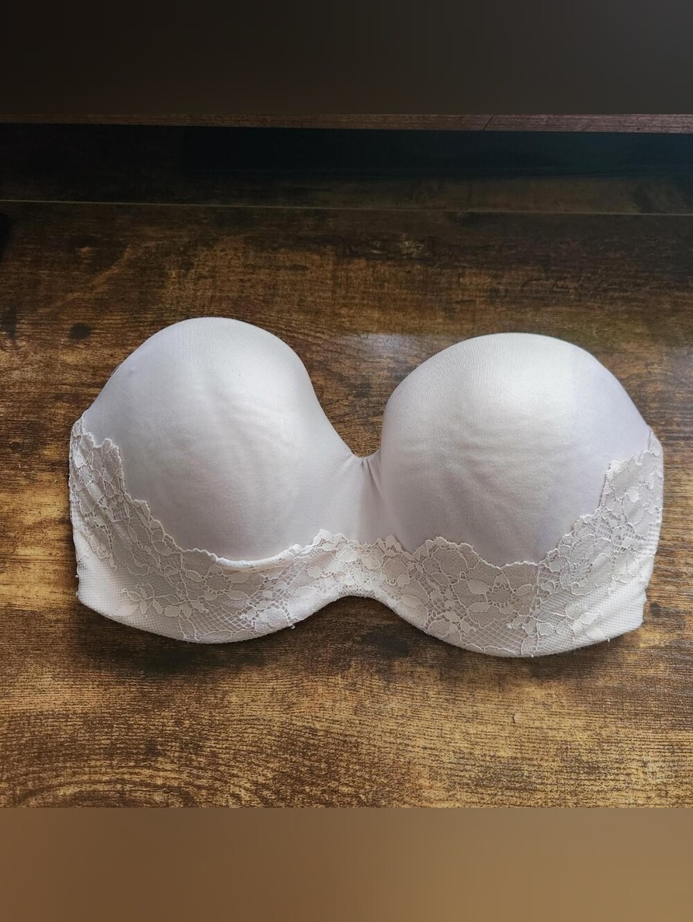 Victoria's Secret "Body by Victoria" lightly lined underwire bra. 32DD No Straps